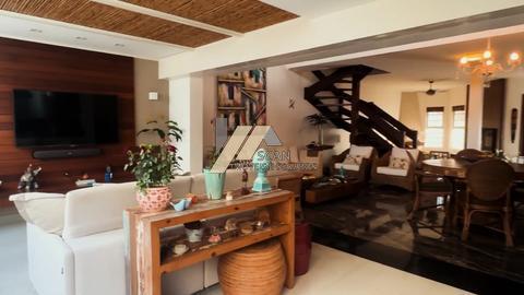 Casa à venda em Campinas, Cidade Universitária, com 4 quartos, com 275 m²